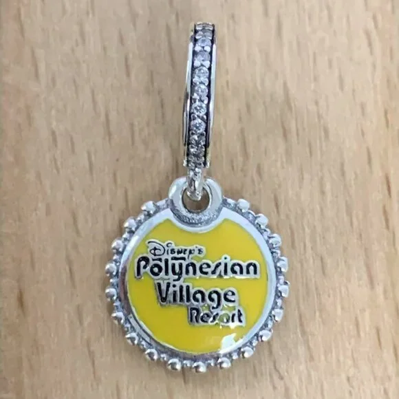 Pandora Disney Theme Park Mary Poppins Village Resort Club Charm, S925 Silver - Picture 2 of 4